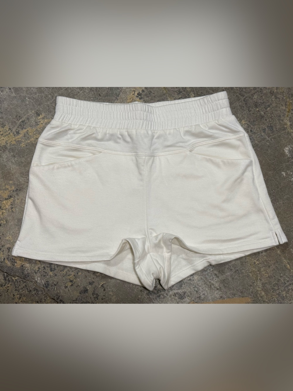 Alala Women’s S Plié Cream Athletic Gym Running Lounge Shorts Made in USA - NWT